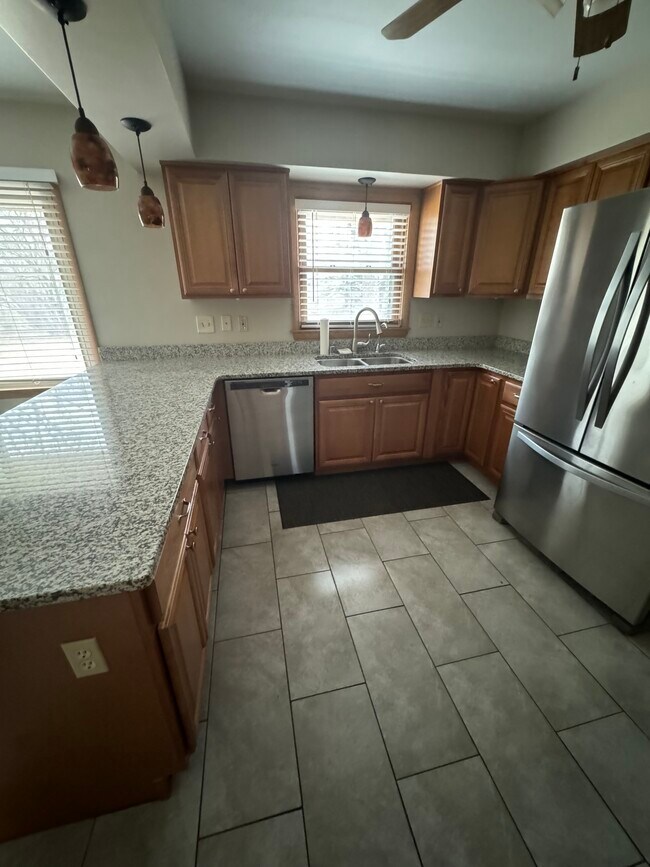 Foto del edificio - W152N7084 Westwood Dr