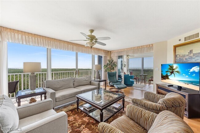 Building Photo - 6361 Pelican Bay Blvd