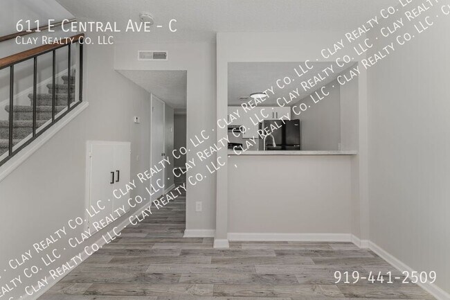 Foto del edificio - 611 E Central Ave