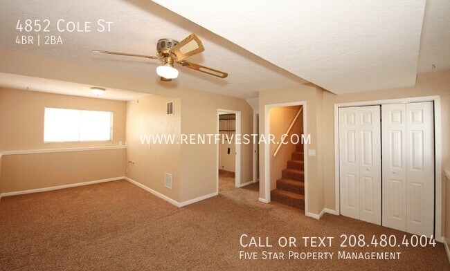 Building Photo - 4852 Cole St