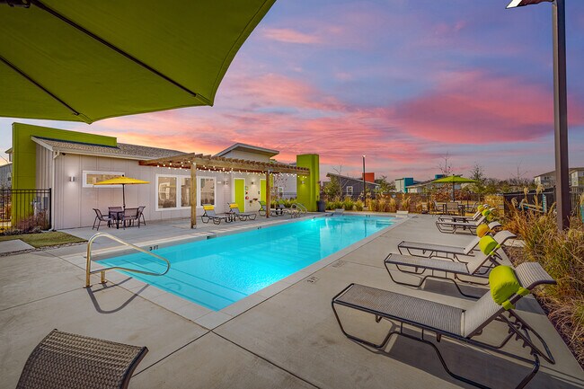 Building Photo - The Pinnacle of Comfort: Tour Our Upscale ...