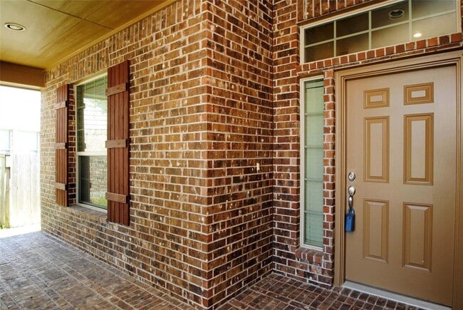 Building Photo - 12206 Cove Bluff Ct