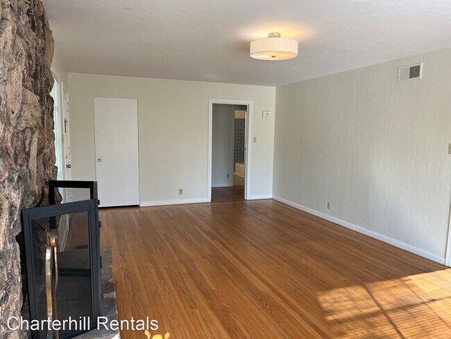 Building Photo - 2 br, 1 bath House - 7184 Lynch Road