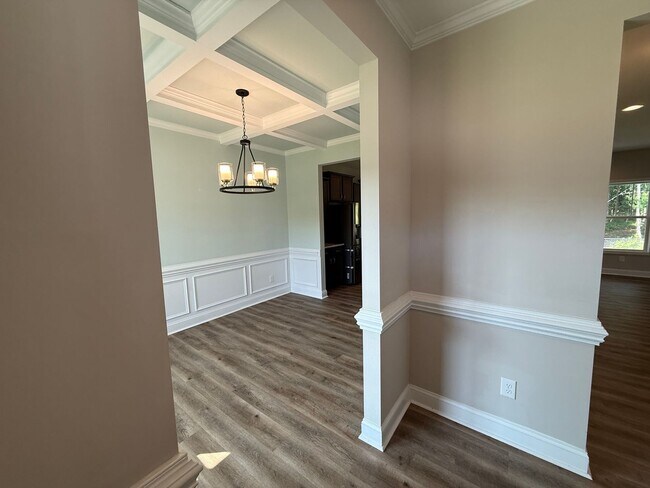 Foto del edificio - Stunning 4 Bed, 2.5 Bath Home in Cameron