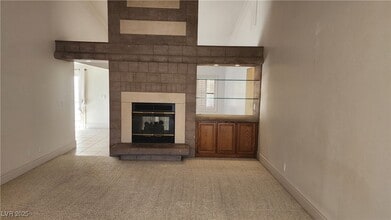 Building Photo - 5716 Palma del Sol Way