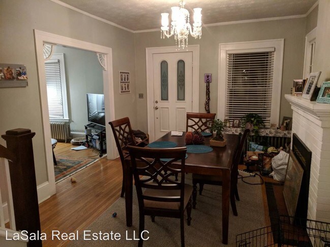 Building Photo - 2 br, 1.5 bath House - 1375 Boulevard