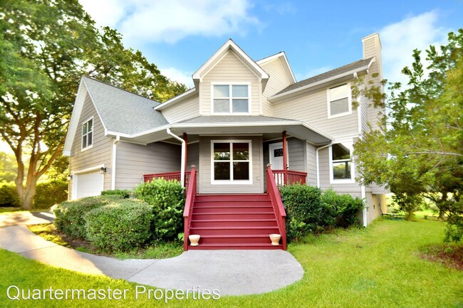 Building Photo - 3 br, 2.5 bath House - 410 Trapier Dr.