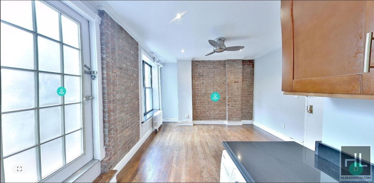 Primary Photo - Mott Street