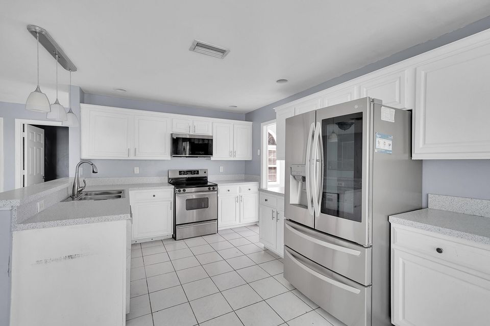 Foto principal - 2865 NW 68th Ln