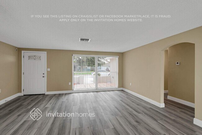 Building Photo - 3110 Pinon Dr