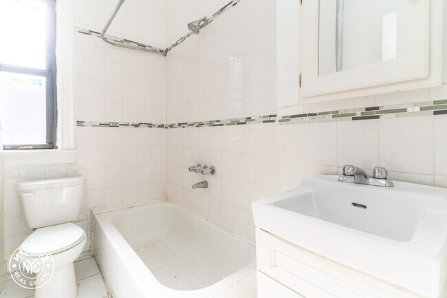 Building Photo - 70 Rockaway Pkwy