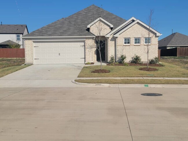 Foto del edificio - 1614 Red Acre Trl