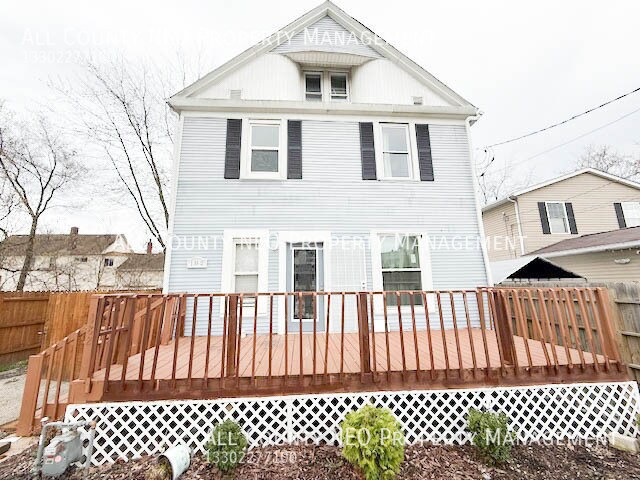 Primary Photo - 182 Paris Ave