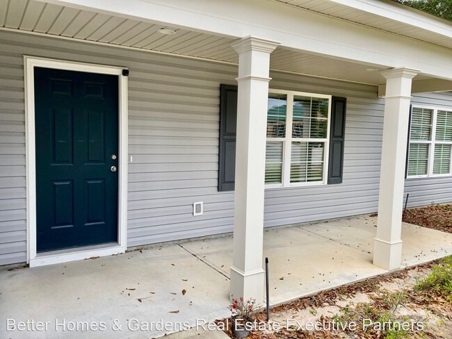 Building Photo - 3 br, 2 bath House - 195 Plymoth Dr.