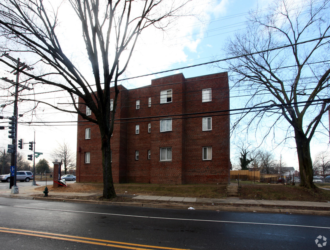 Foto del edificio - 954 Southern Ave SE