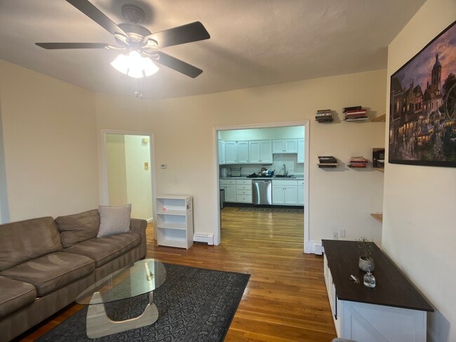 Foto del edificio - 122 Day St