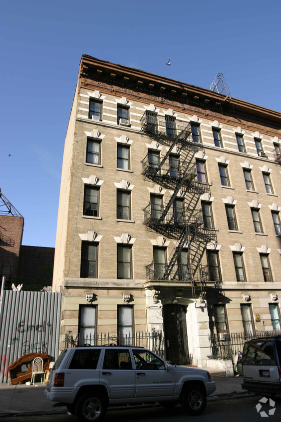 Primary Photo - 542 W 147th St