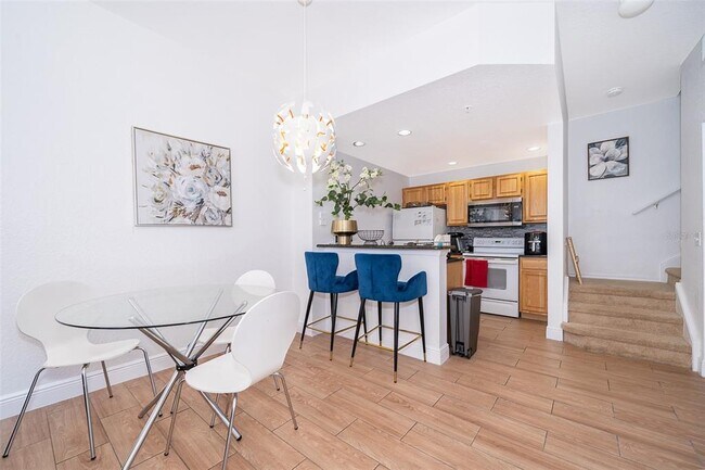 Foto del edificio - 4011 Venetian Bay Dr