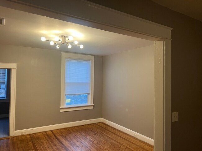 Foto del edificio - 74X Melville Ave