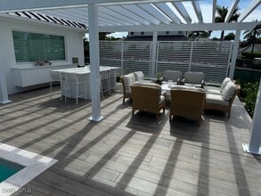 Building Photo - 3737 Crayton Rd