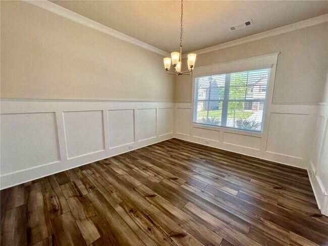 Foto del edificio - 1612 Dover Creek Ln