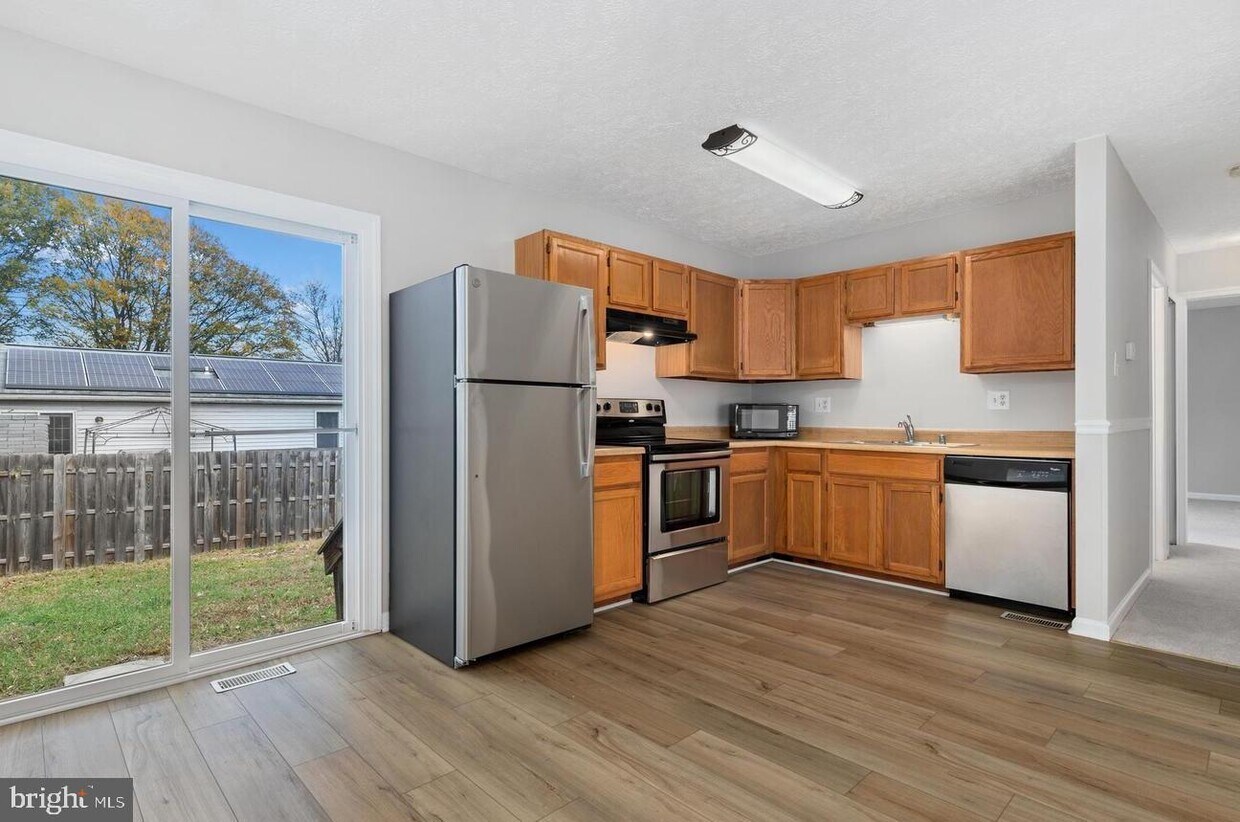 7921 Liberty Cir, Pasadena, MD 21122 House Rental in Pasadena, MD