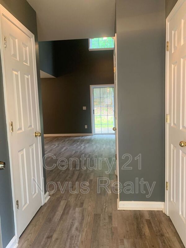 Foto del edificio - 147 Highland Falls Dr