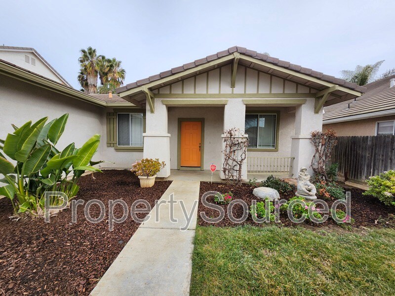 Primary Photo - 540 Red Robin Dr