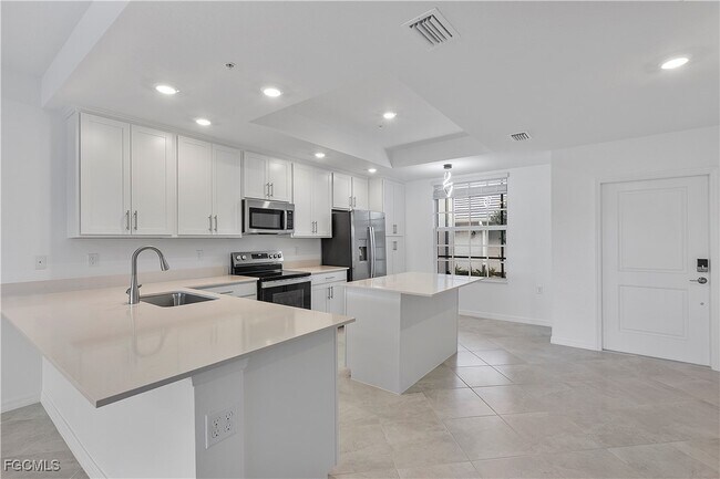 Foto del edificio - 15185 Bluffton Ln