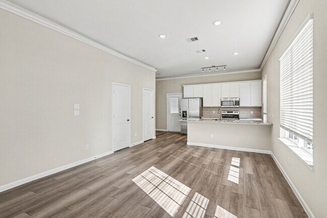 Building Photo - 19602 Pradera Meadows Loop