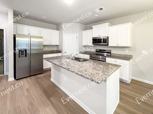 Building Photo - 1526 Persimmon Trce