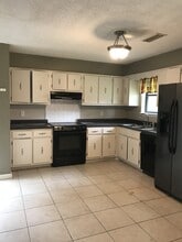 Building Photo - 6088 Barrentine Dr