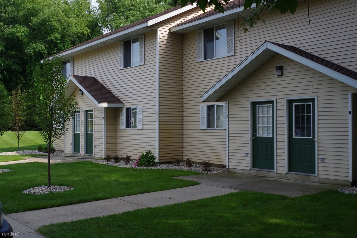 Primary Photo - 5516 Fillmore St