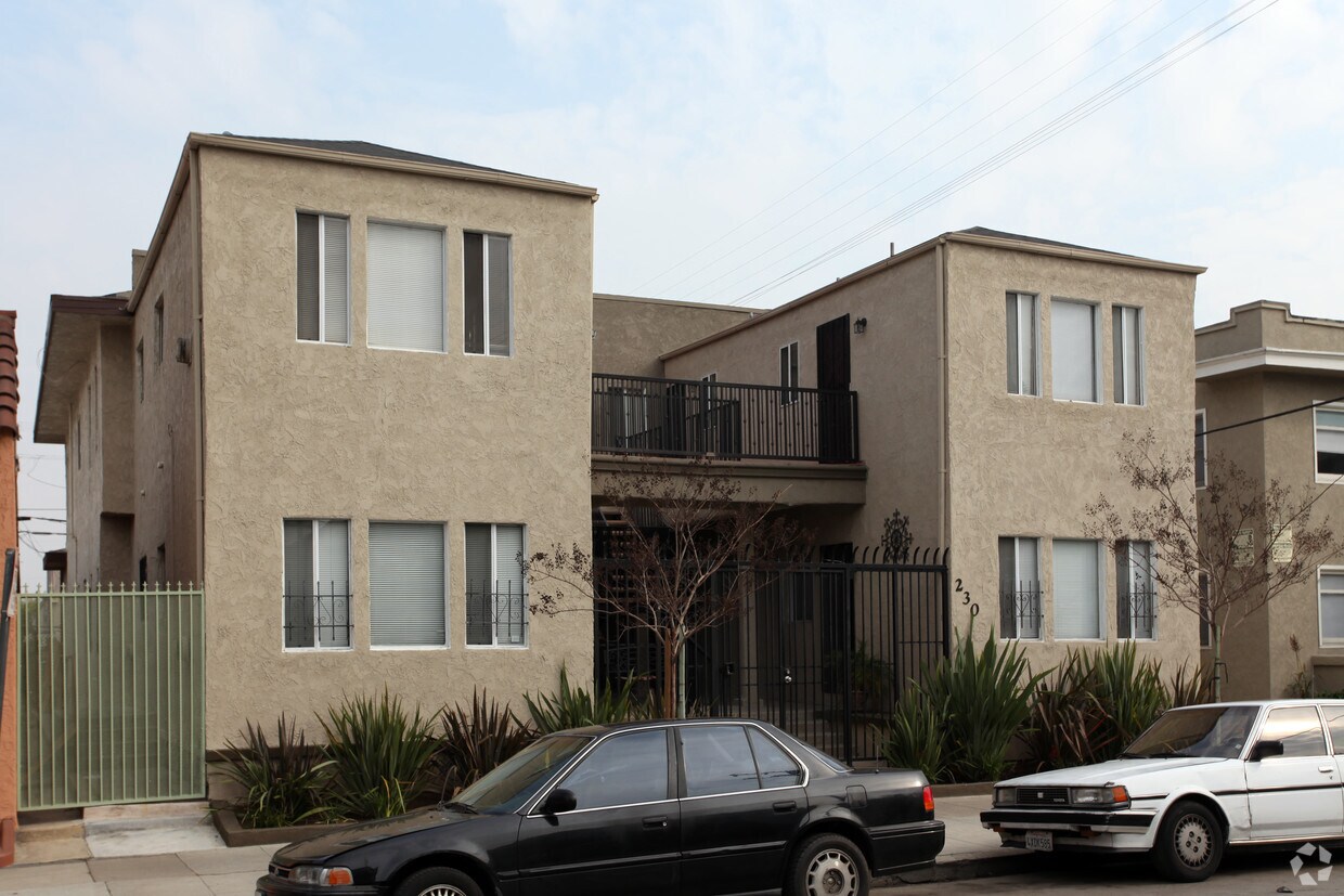 Building Photo - 230-232 Lime Ave