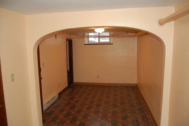 Foto del edificio - The Lamp House - 4 Br., 3 Bath Home  Available 8/15/2026-MTM