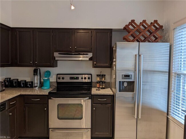 Foto del edificio - 321 Duke St