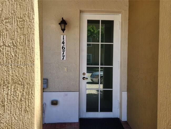 Foto del edificio - 14677 SW 9th St