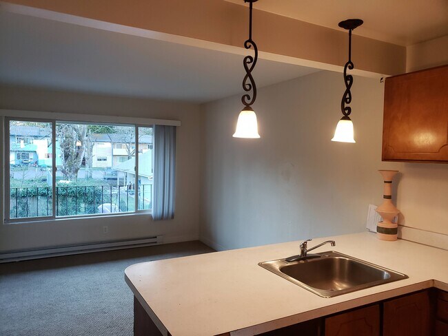Foto del edificio - 6240 NE Portland Hwy