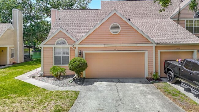 Foto del edificio - 3611 Pine Knot Dr