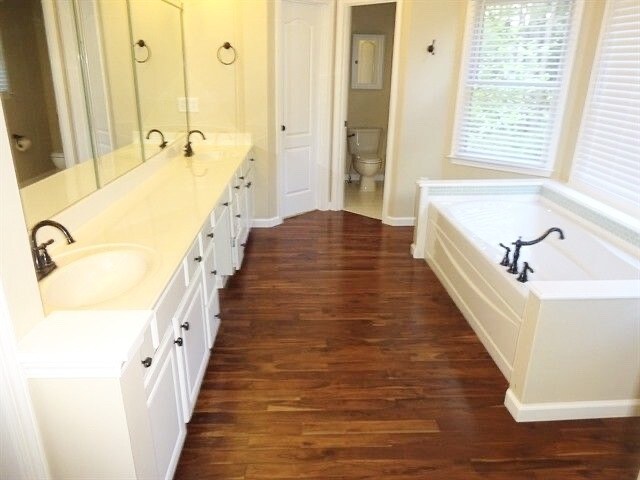 Building Photo - 1555 Ridgemill Terrace