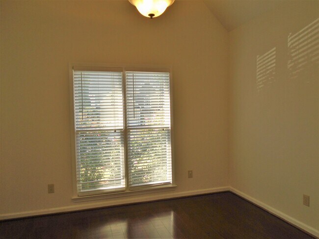 Foto del edificio - 3980 Brockett Walk
