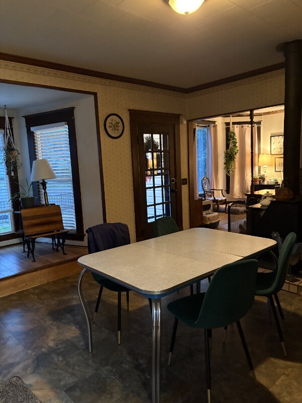 Foto del edificio - 221 Eldredge Ave SW