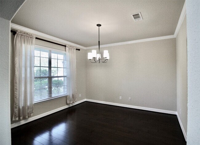 Foto del edificio - 158 Black Swan Pl