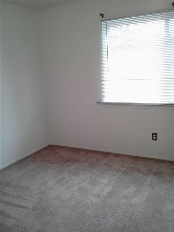 Building Photo - 25349 Shiawassee Cir