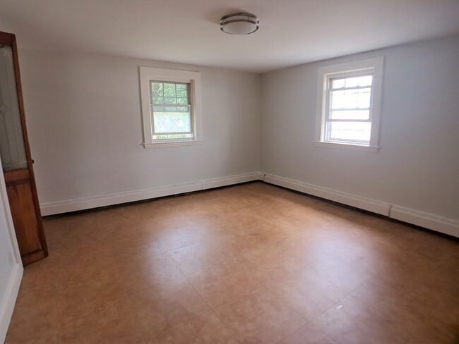 Building Photo - 39 Bickford Ave