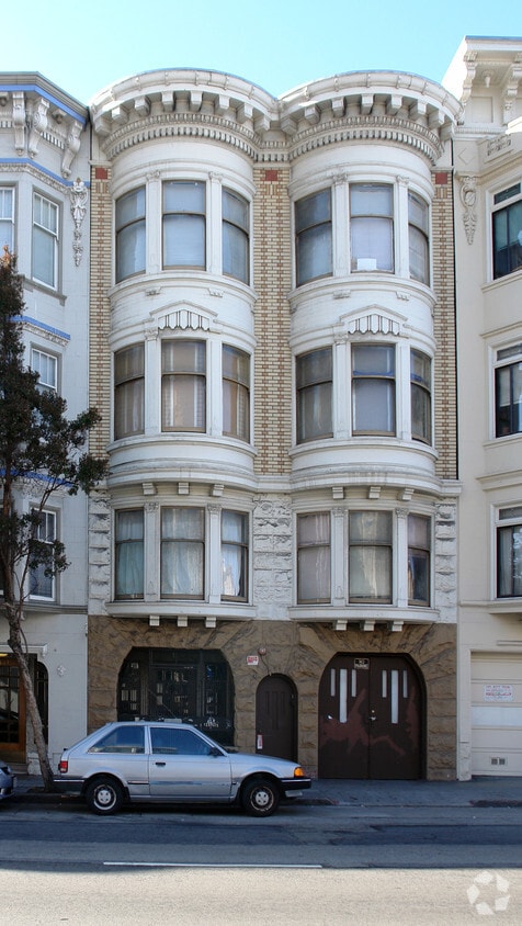 Building Photo - 1167 Pine St