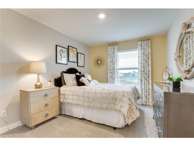 Building Photo - 5193 Mustang Dr