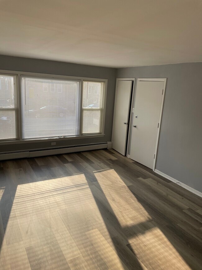 Foto del edificio - 7515 S Emerald Ave