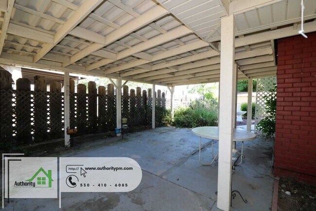 Building Photo - 21613 Jay Dr. Cottonwood, Beautiful home, ...