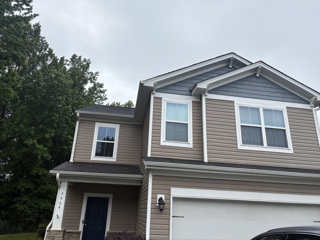 Foto principal - 3964 White Kestrel Dr